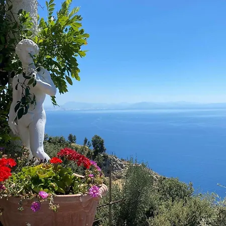 Miramare Bed & Breakfast 3*