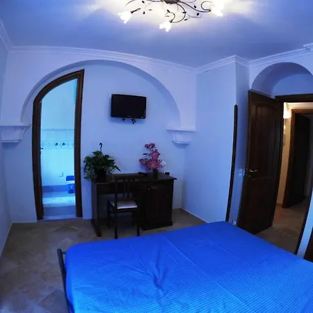 Miramare فندق مبيت وإفطار أَجيرولا