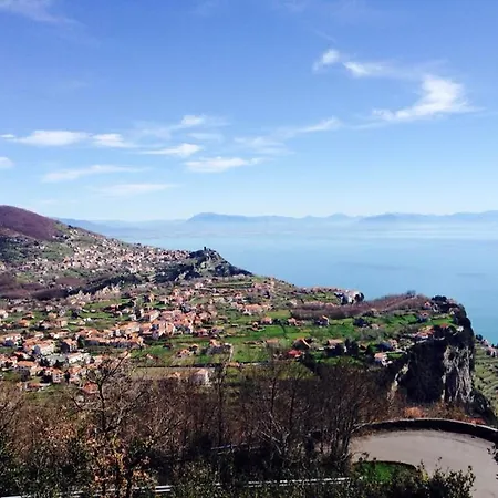 Nocleg ze śniadaniem Miramare Agerola